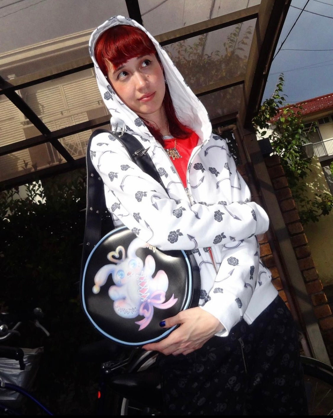 Momentel rabbit stud bag
