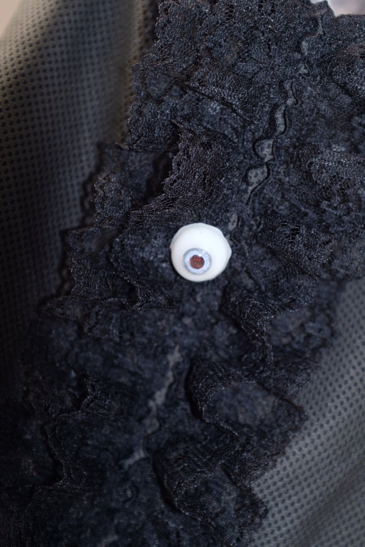 Broken lace patch utility cap