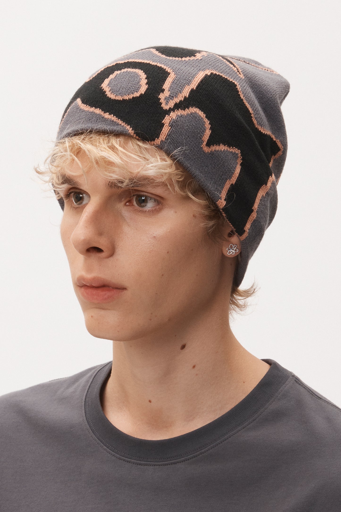 URCHIN BEANIE