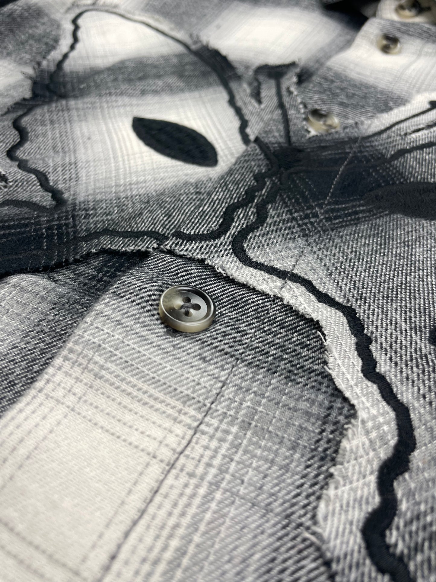 ALIEN KISS CHECK OVER SHIRT
