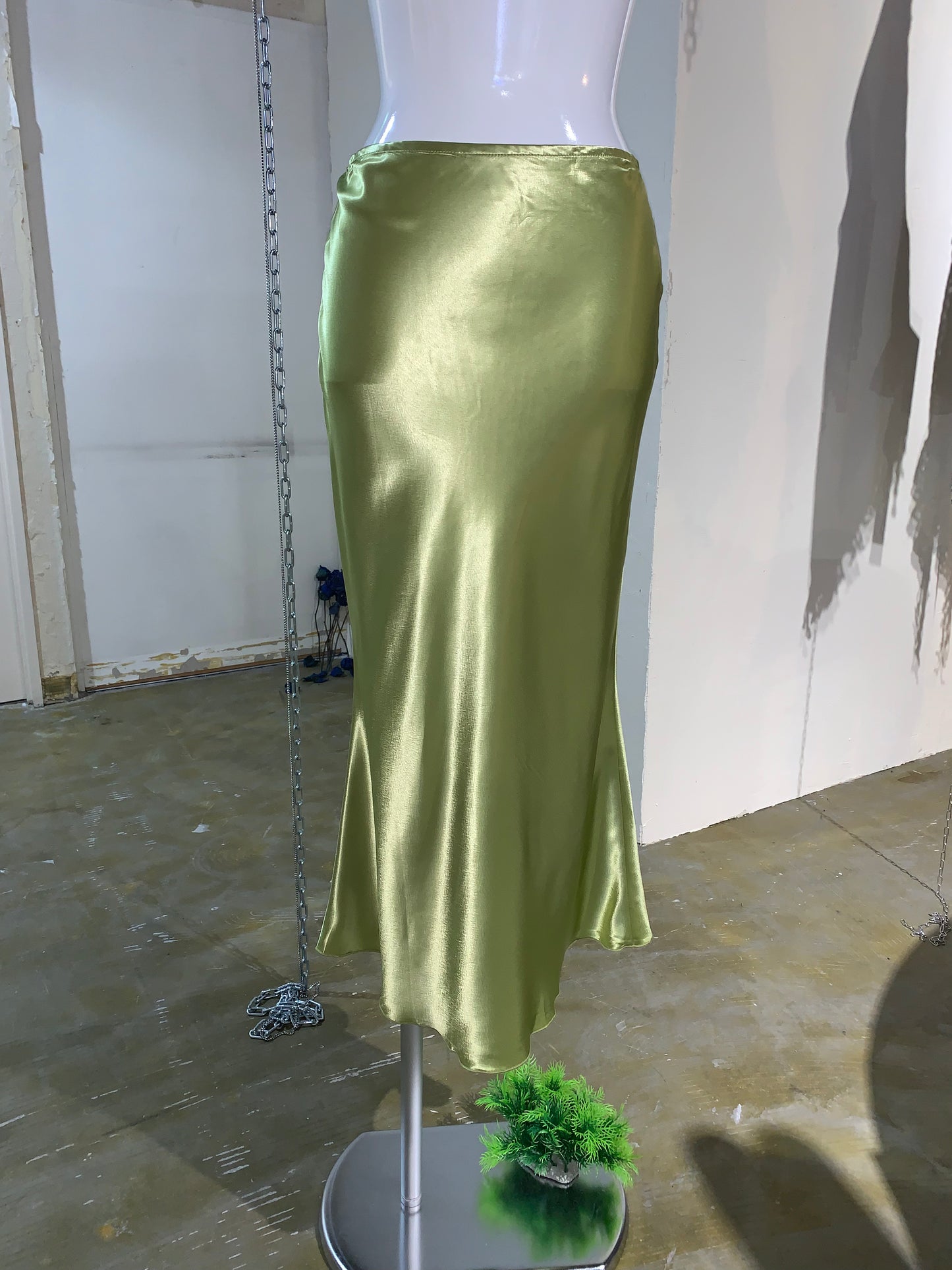Satin slim long skirt