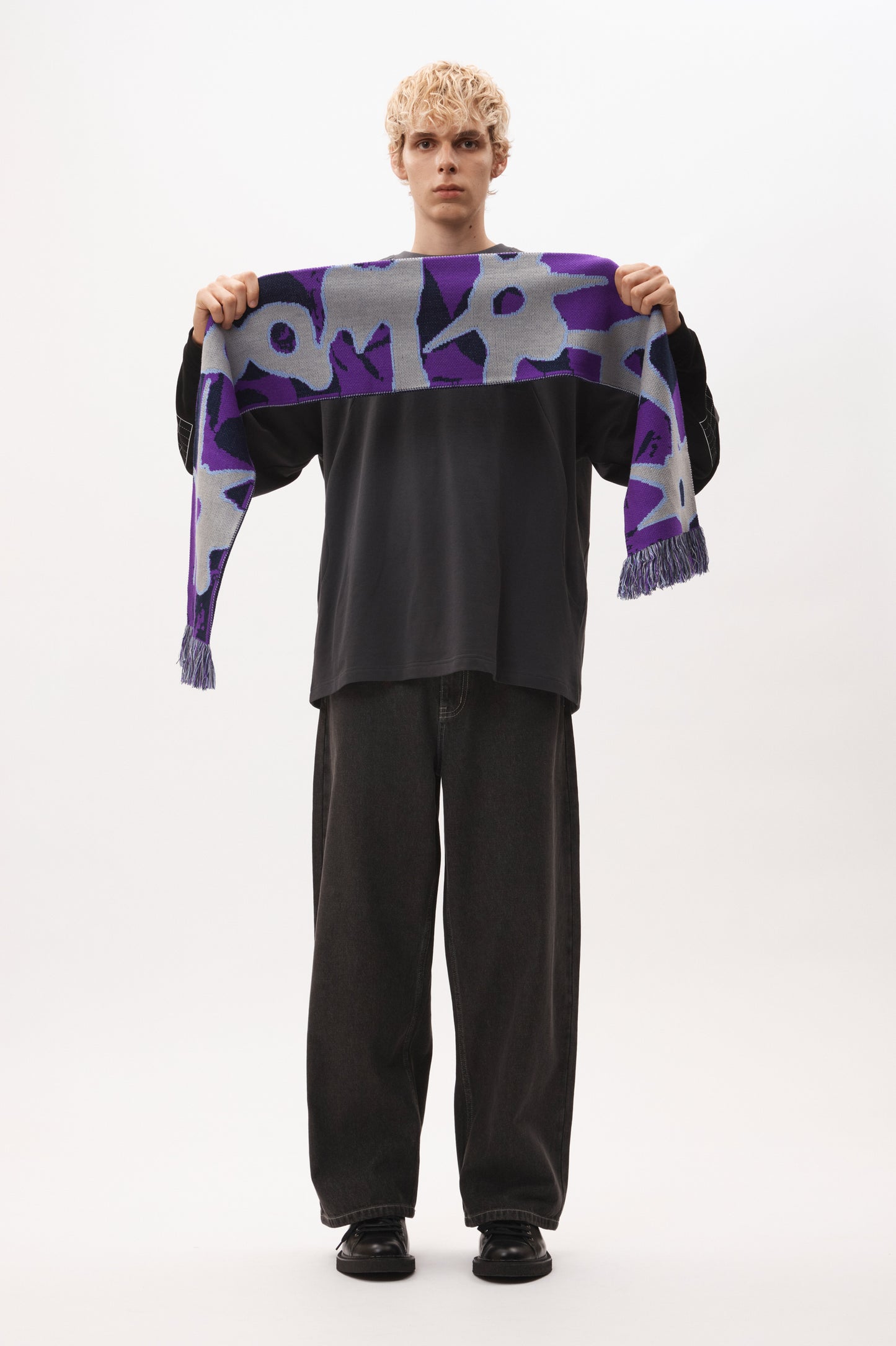 TEAM URCHIN SCARF