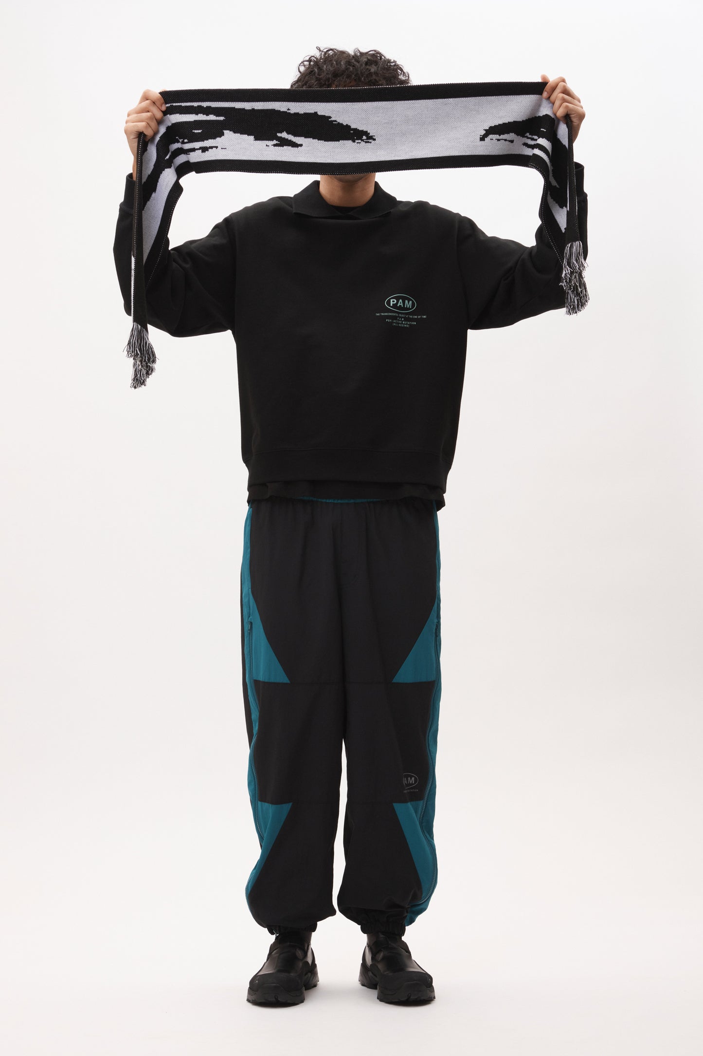 TEAM SANDBAR SCARF