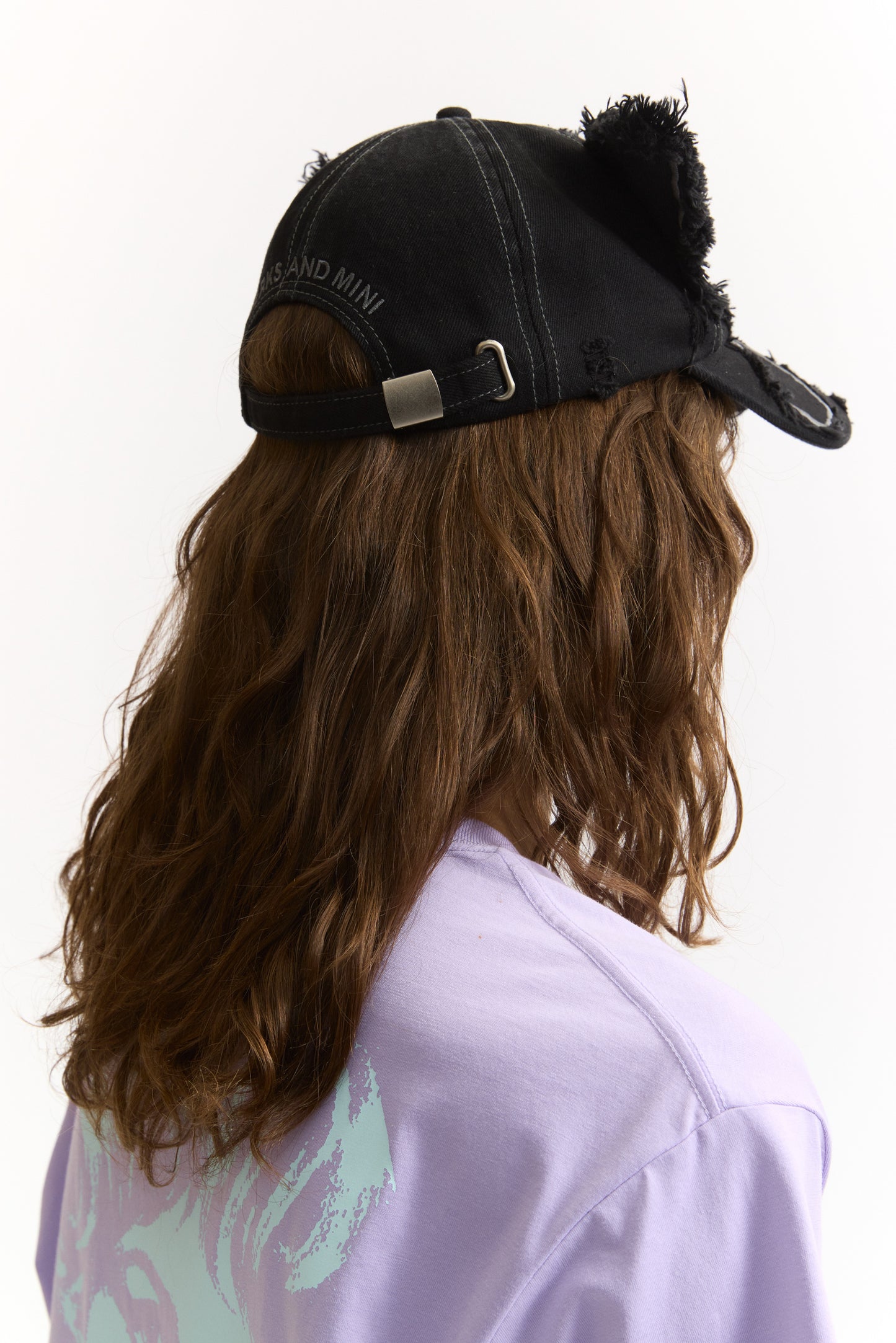 ALIEN KISS WINGWD BASEBALL CAP