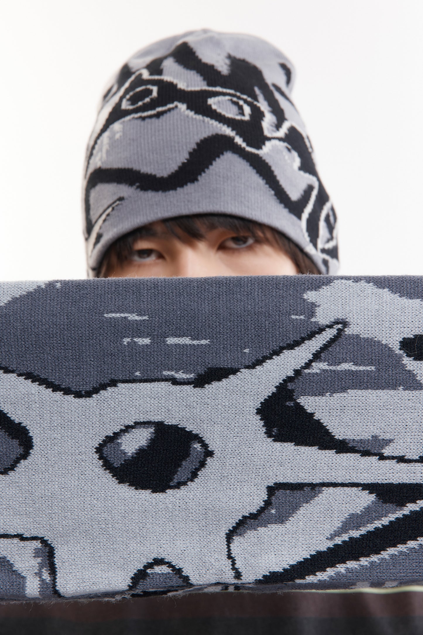 MULTI SHOT URCHIN BONNET SCARF