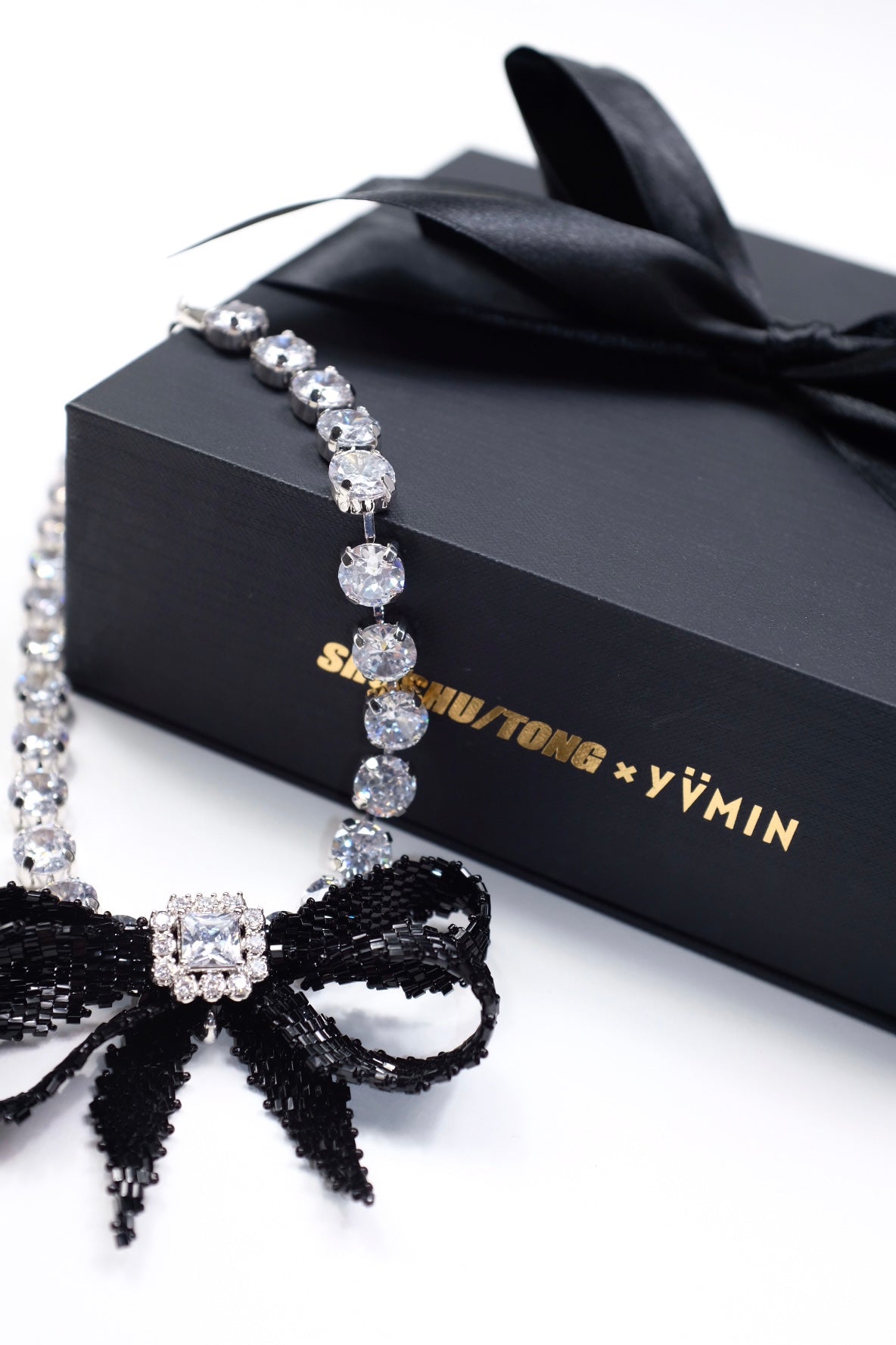 YVMIN×SHUSHU/TONG Diamond Chain Braided Bow Necklace