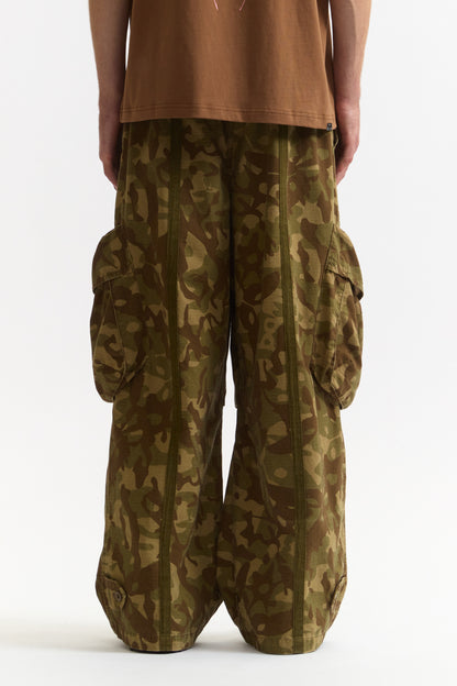 GARDEN VARIETY CAMO CHOW PANTS