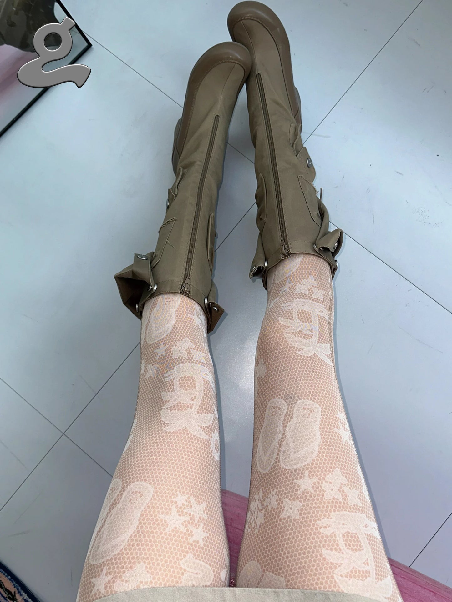 Flesh lace printed pantyhose