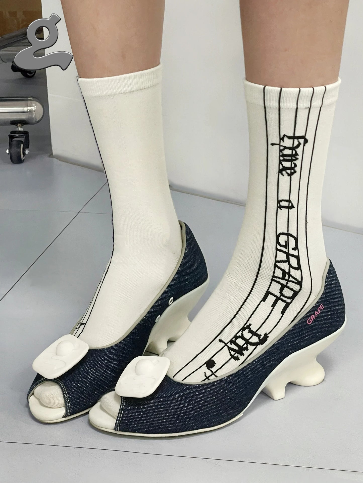 Slogan Crew Socks