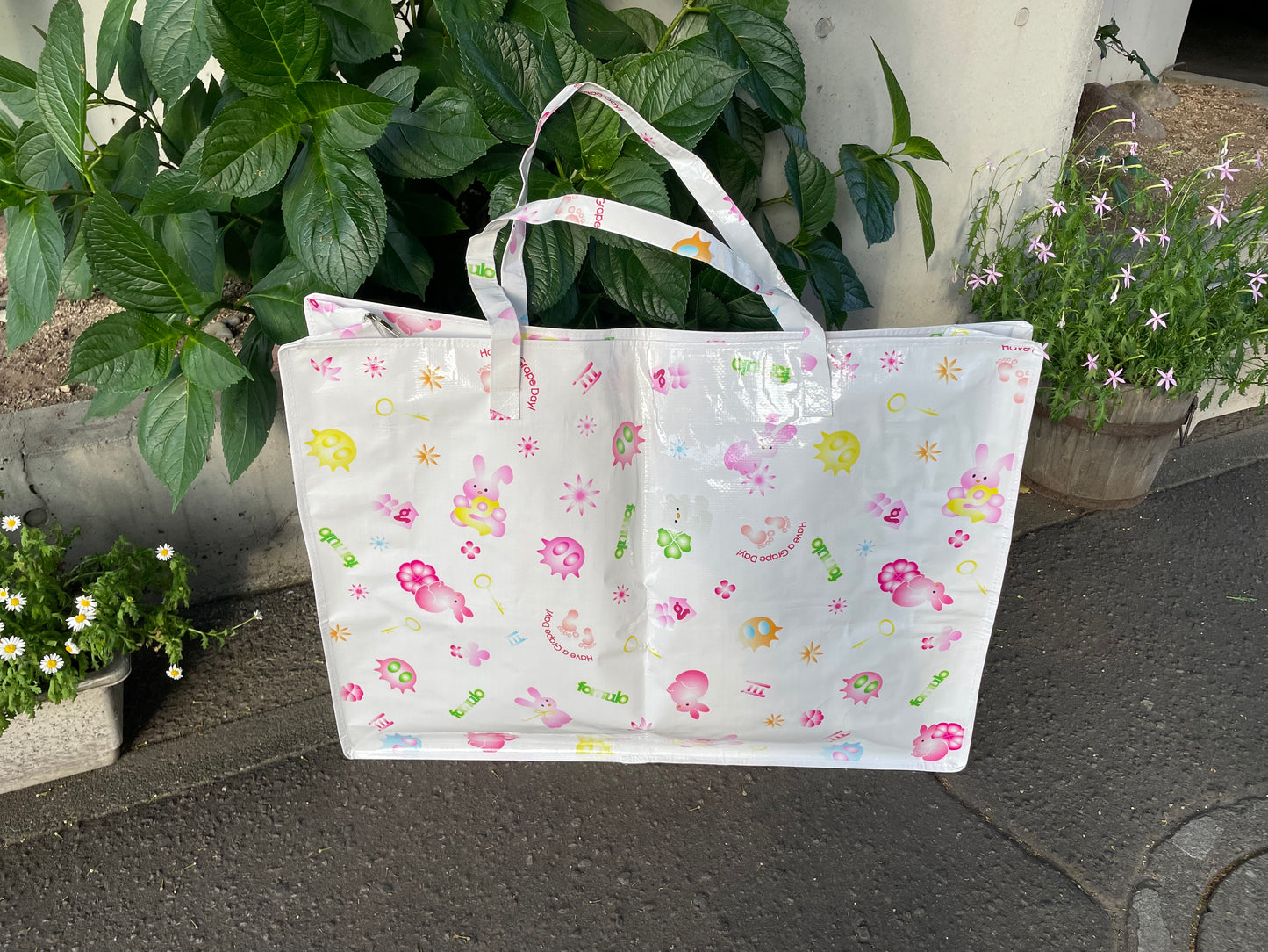 FOMULO×GRAPE Collaboration bag