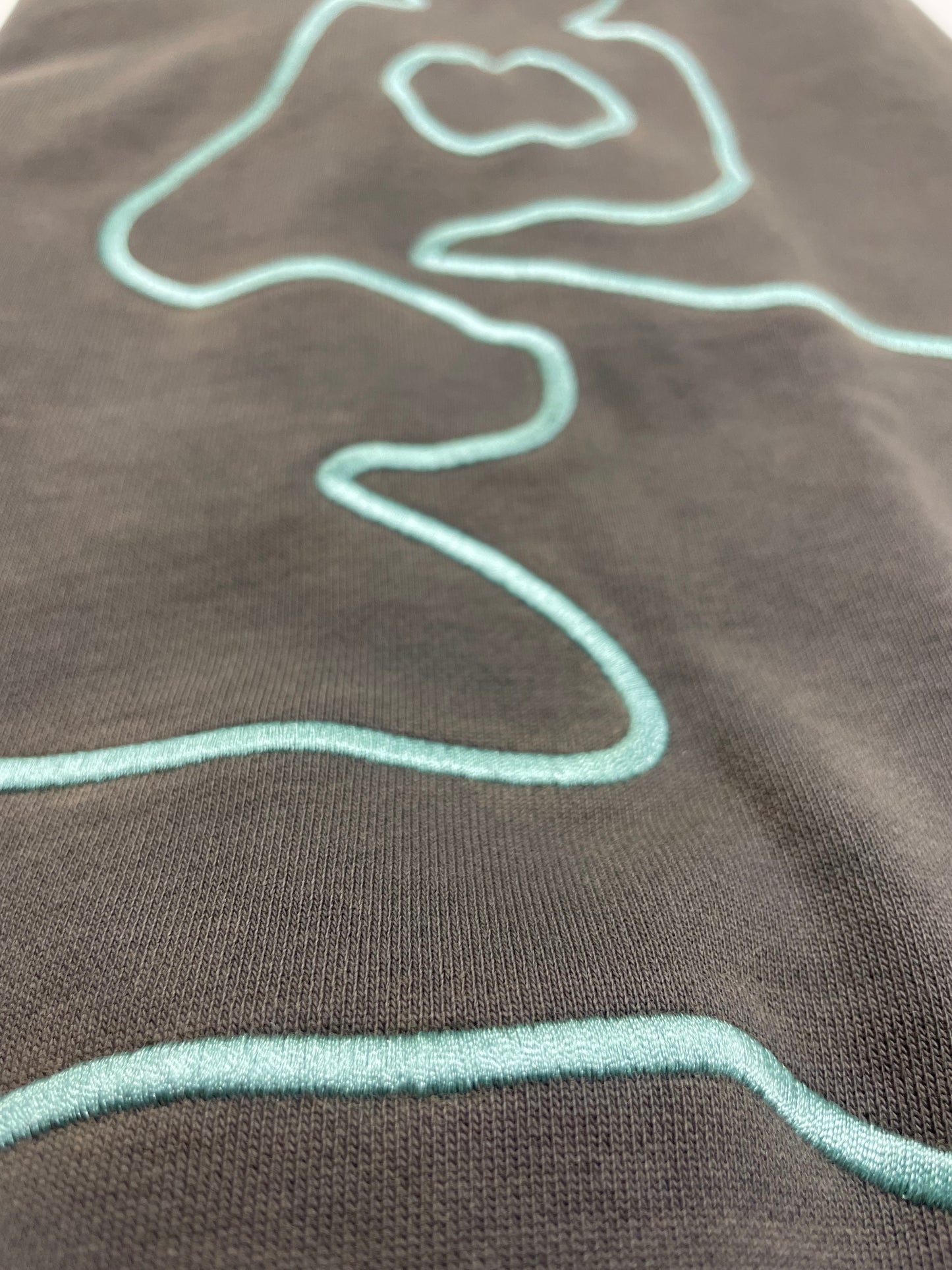 SAND SCRIPT SWEATPANT
