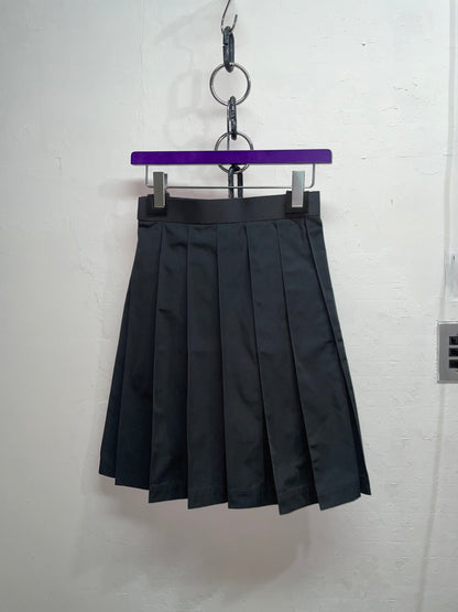 SCHOOL pleats skirt
