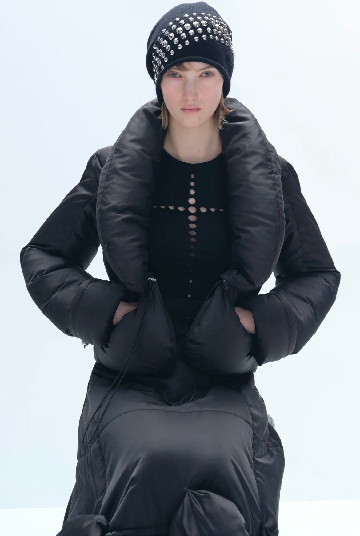 Gradiant Effect Silver Diamond Embellishment Beanie