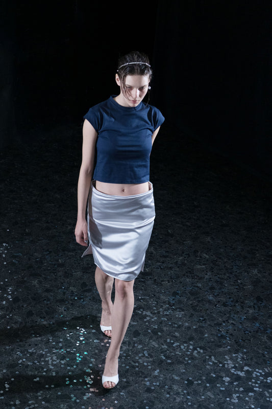 Pillow skirt