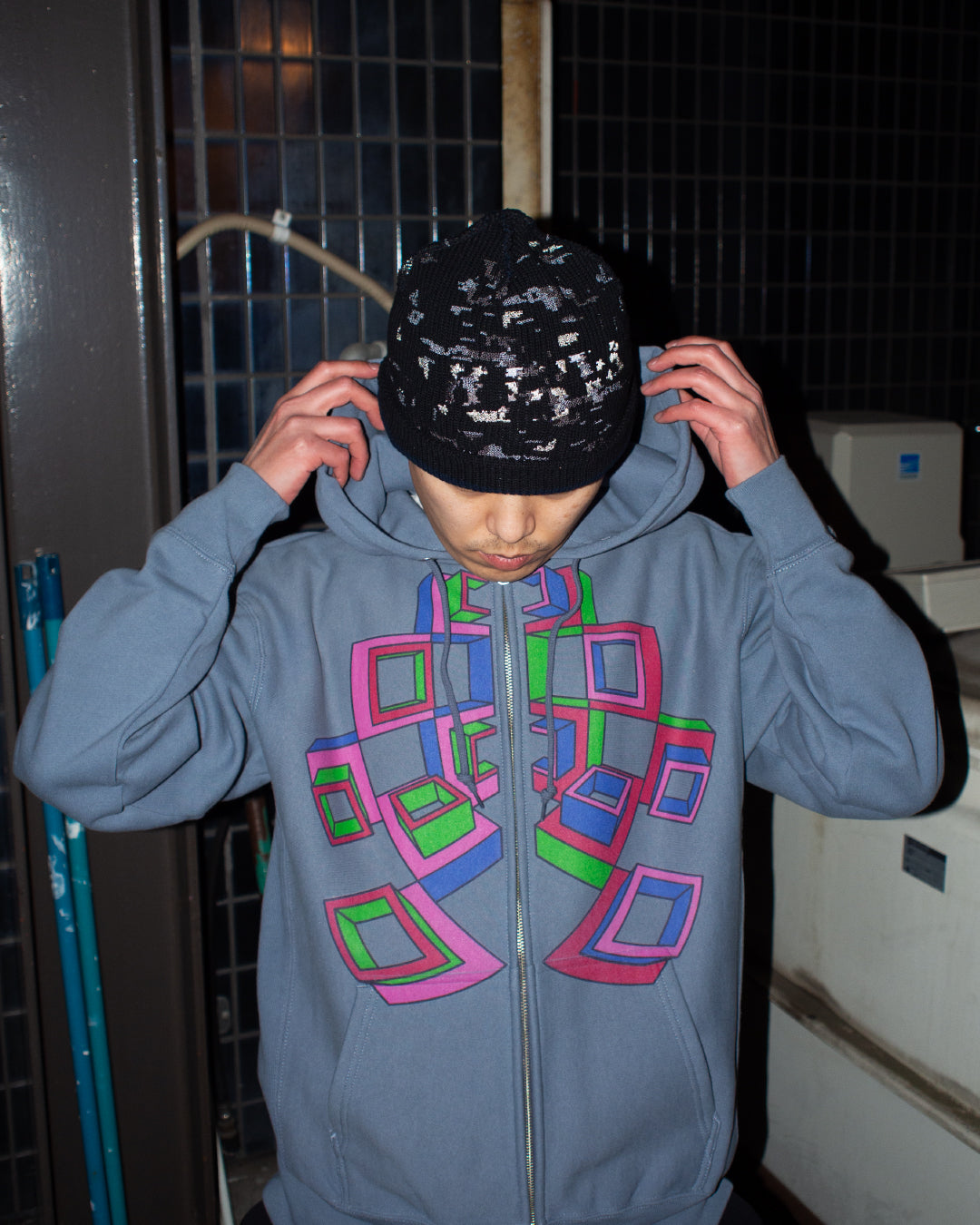 REVERSIBLE BEANIE
